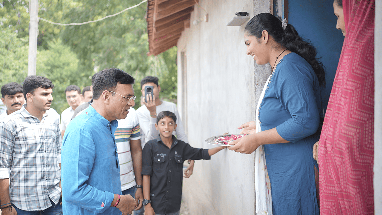 Community Family Circle